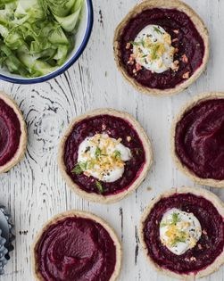 Beetroot tarts with Scandinavian flavours