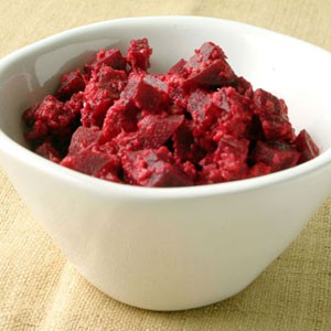 Beets with walnut-garlic sauce