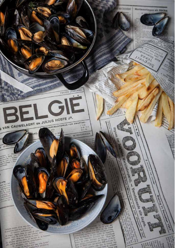 Belgian steamed mussels (Gestoomde mosselen / Moules mariniere)