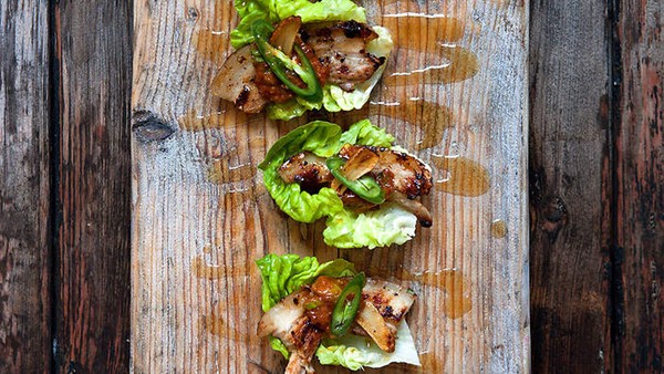 Belly pork with sesame seed dip (Samgyupsal)
