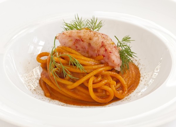Benedetto Cavalieri spaghettone with red prawns and wild fennel