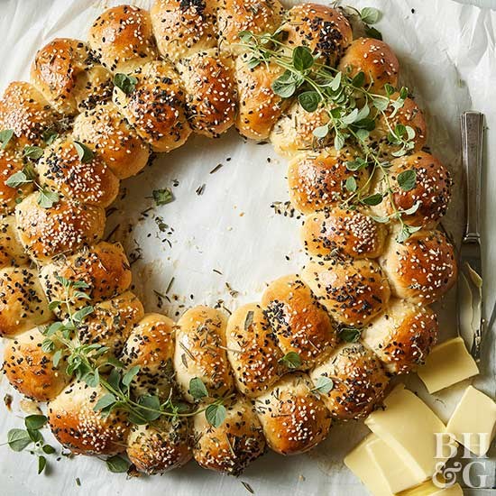 Benne pull-apart rolls