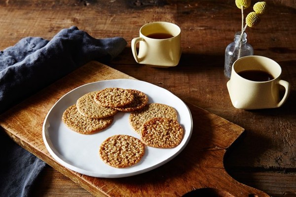 Benne wafers