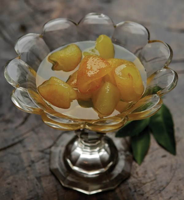 Bergamot preserves (Moraba-ye baderang)