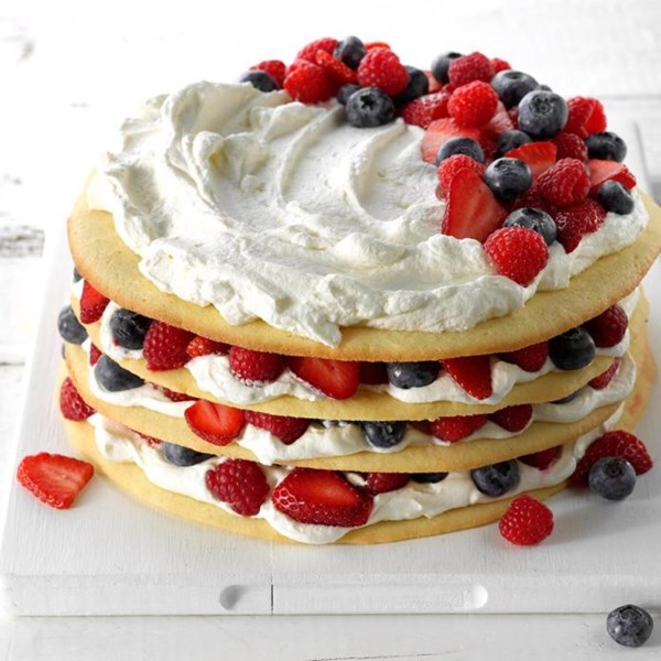 Berries & cream torte