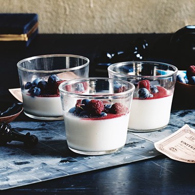 Berries and buttermilk puddings