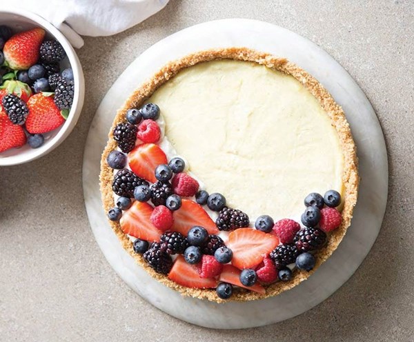 Berries and cream pie