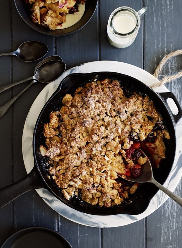 Berry and apple coconut crumble