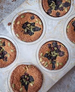 Berry bran muffin buckles