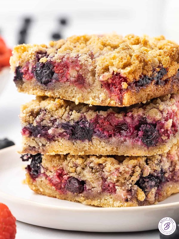 Berry crumble bars