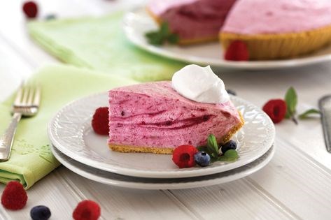 Berry froyo chiffon pie