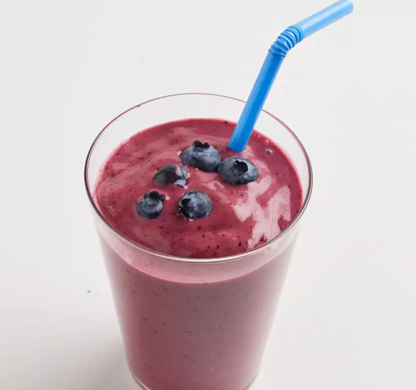 Berry-kefir smoothie