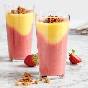 Berry-mango-almond shake