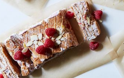 Berry shortcake icebox cake
