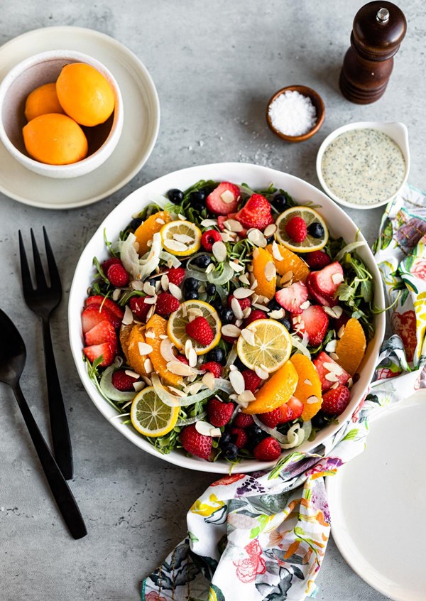 Berry sunshine salad