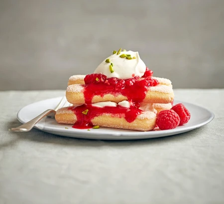 Berry tiramisu
