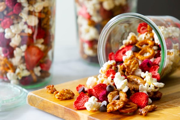 Berry walnut trail mix