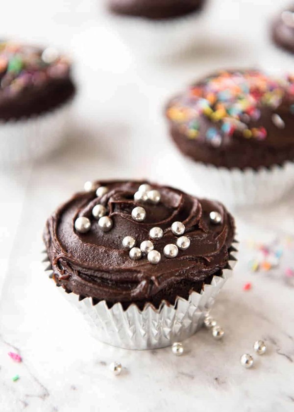 Best easy chocolate cupcakes