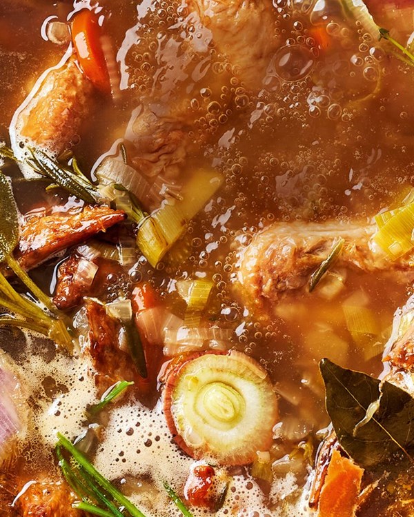Best-ever chicken stock