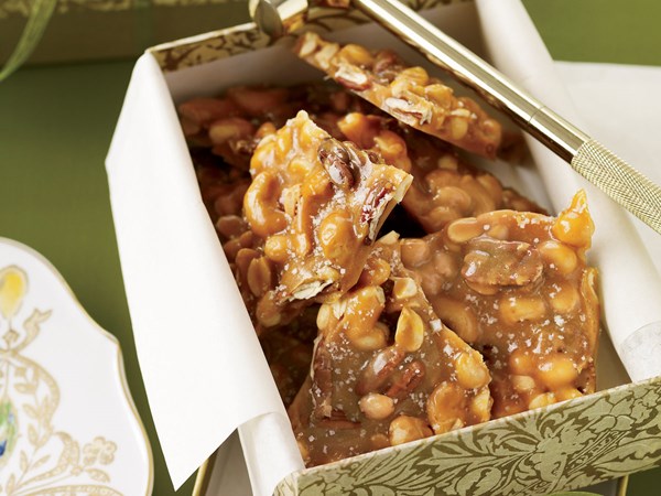 Best-ever nut brittle [Karen DeMasco]