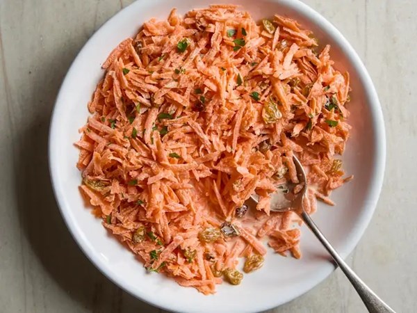 Better-than-grandma's carrot salad 