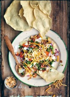 Bhel puri with potatoes & green chutney
