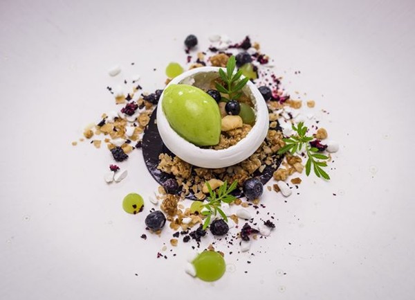 Bilberry, meringue, Granny Smith sorbet and salted granola