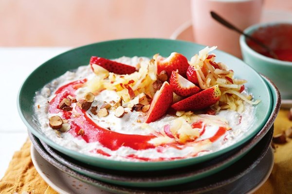 Bircher muesli with strawberry, almond and apple