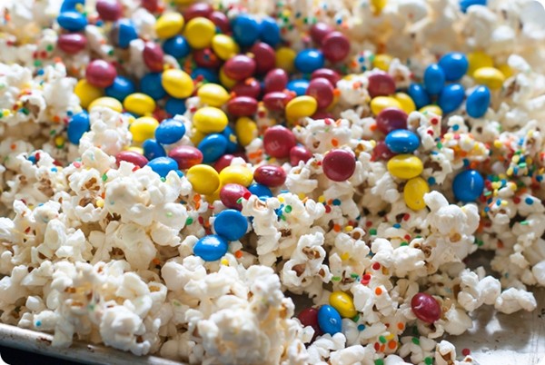 Birthday cake popcorn
