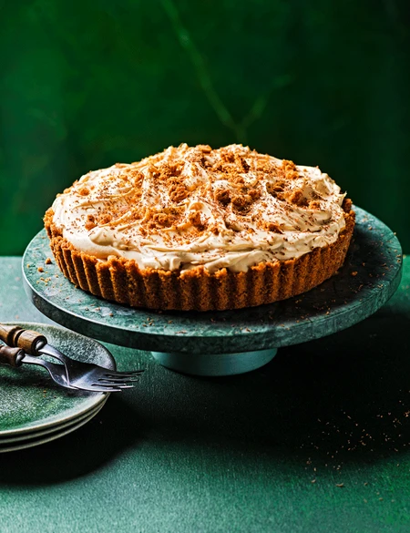 Biscoff banoffee pie