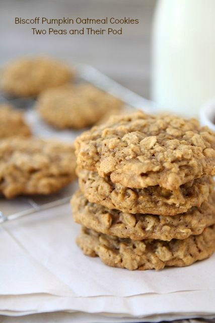 Biscoff pumpkin oatmeal cookies