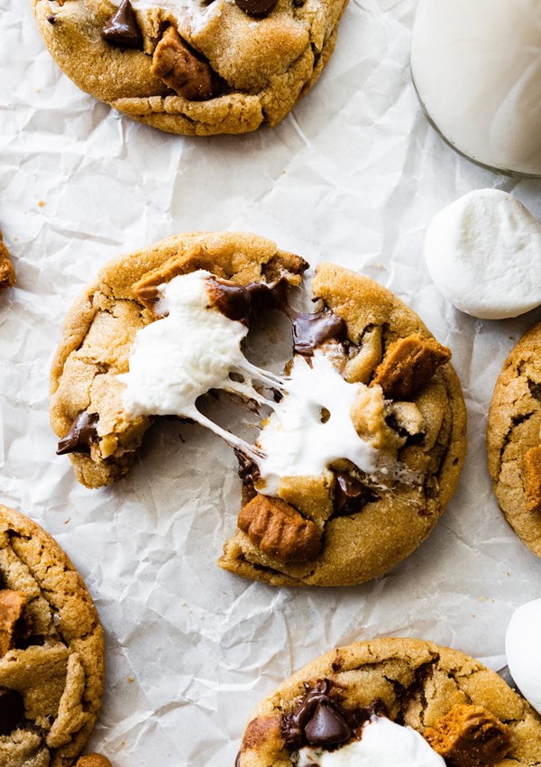 Biscoff s’mores cookies