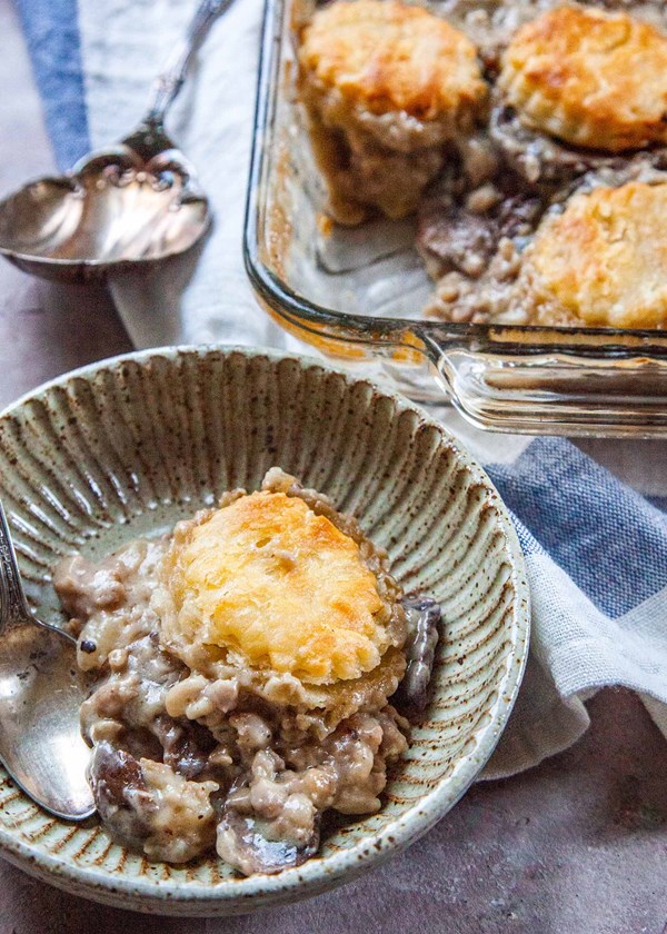 Biscuits and gravy casserole
