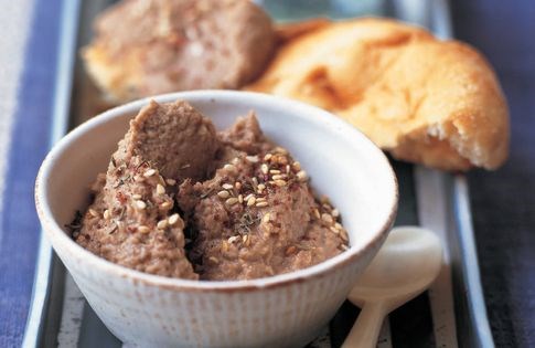 Bissara dip with zahtr