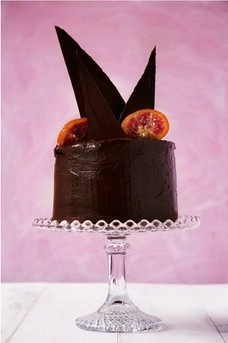 lily-vanilli-bakery-london-cake-glitter-cherries-cherry-decoration