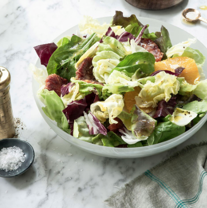 Bitter greens salad with oranges
