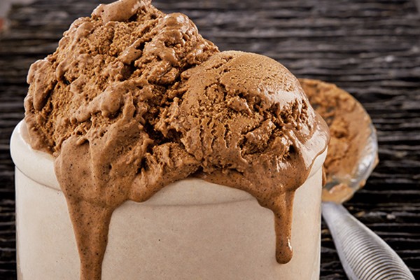 Bitter orange ice cream