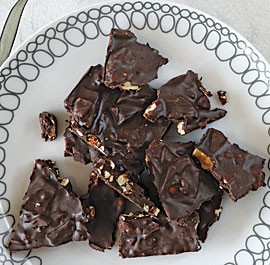 Bittersweet chocolate bark with Marcona almonds