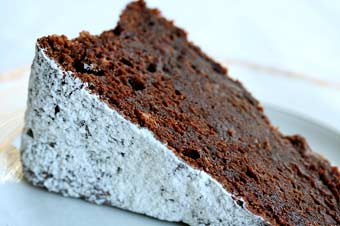 Bittersweet chocolate cake
