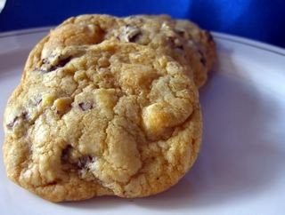 Black and white chocolate chunk cookies