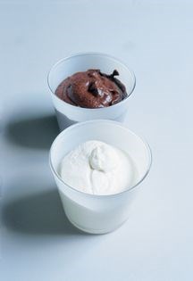 Black and white mousse (Mousse blanc et noir)