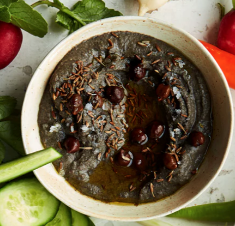 Black bean and cumin hummus