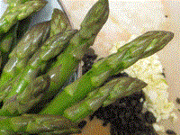Black bean asparagus (Dòuchĭ chǎo lúsŭn / 豆豉炒蘆筍)