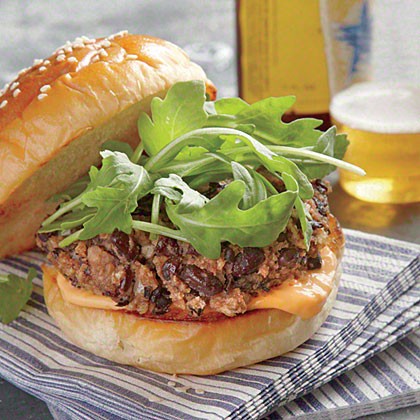 Black bean burgers with Sriracha aioli