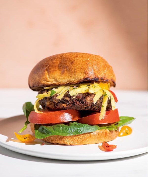 Black bean-cassava veggie burgers