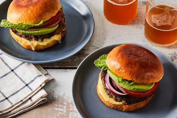 Black bean-chipotle falafel burgers [chickpea aioli]
