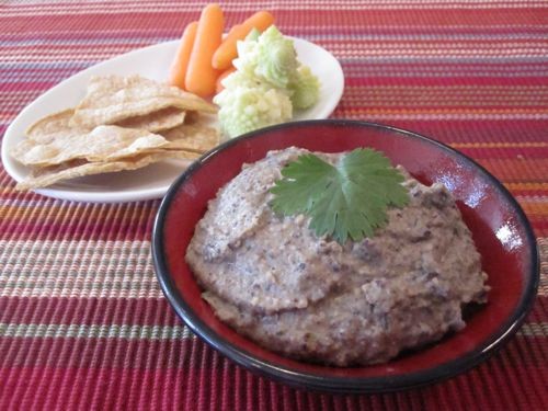 Black bean hummus