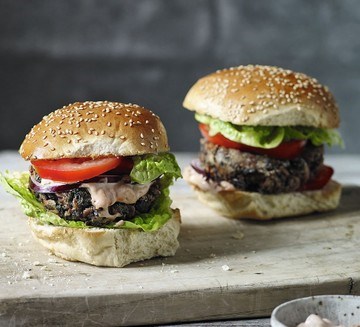 Black bean veggie burgers