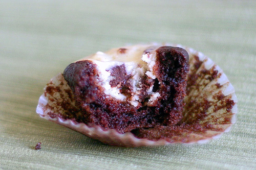 Black-bottom cupcakes