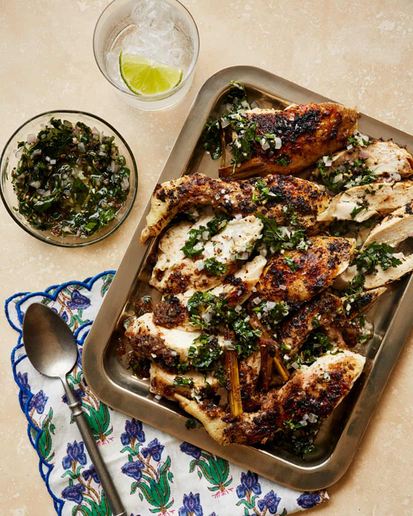 Black chicken with tempered parsley